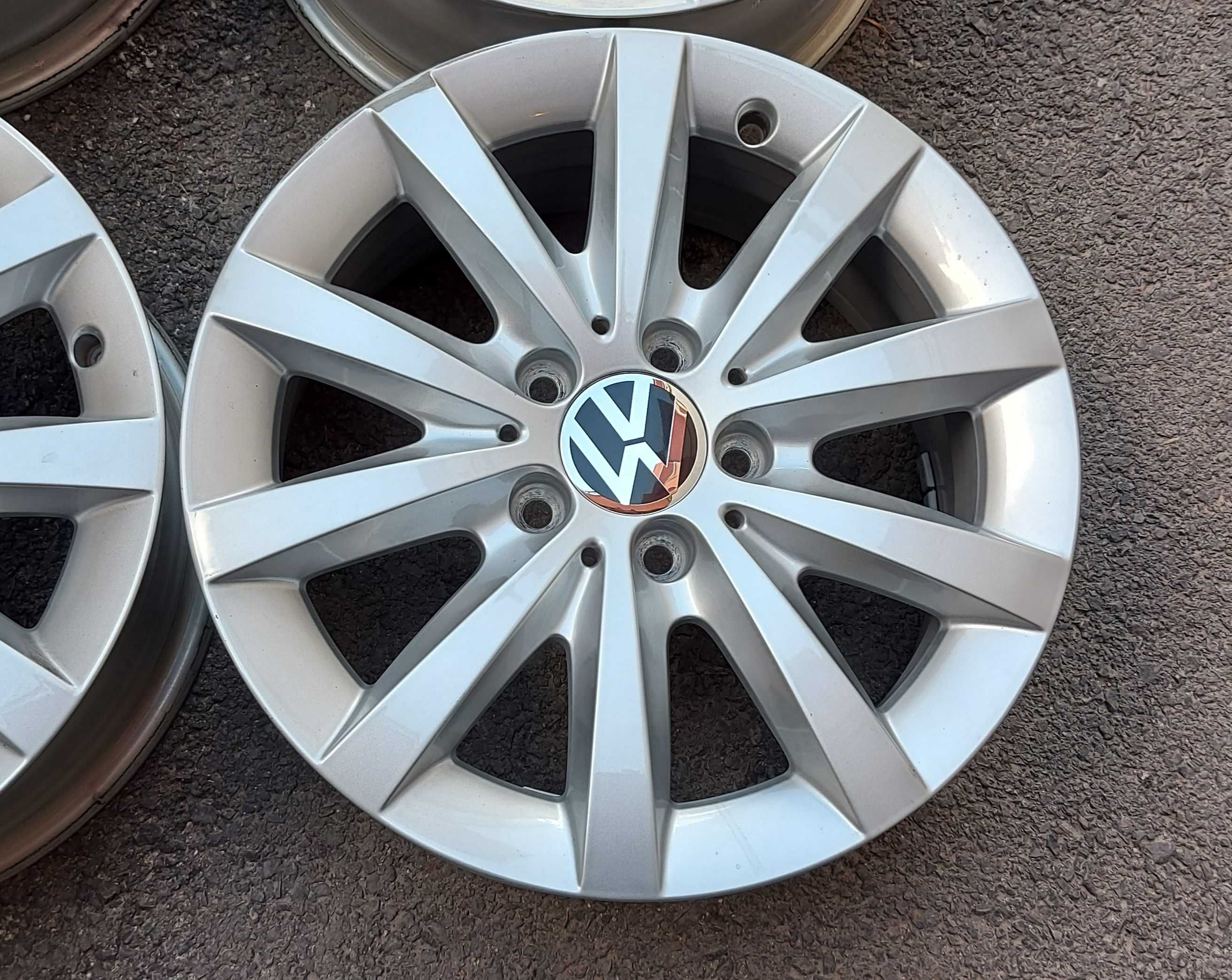 VW/Фолксваген - 16 цола 5x112; 4 бр. лети джанти
