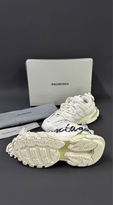 Balenciaga track white premium