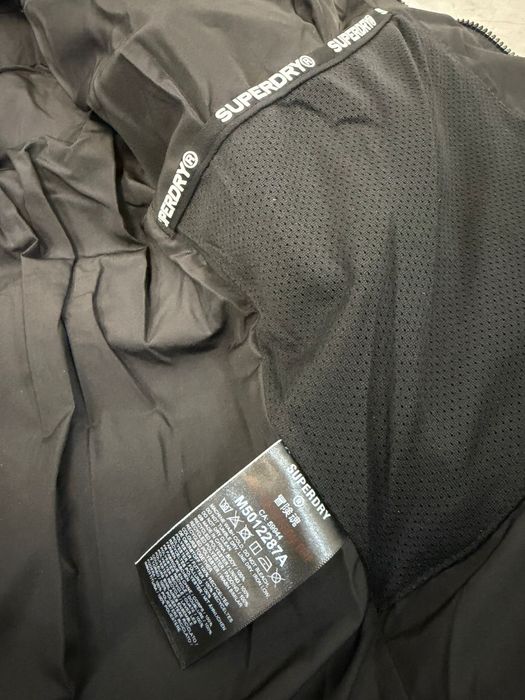 Geaca SuperDry Originala M / L ( geaca iarna , nike , firma , adidas )