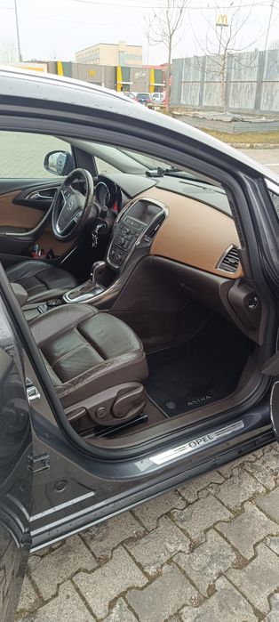 Opel Astra J benzina +GPL