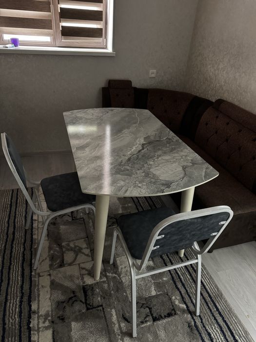 Uy sotiladi Obshiy dvor