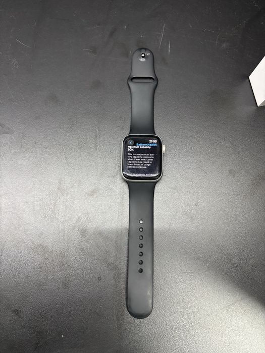 Apple Watch Series 6 Gri 44mm