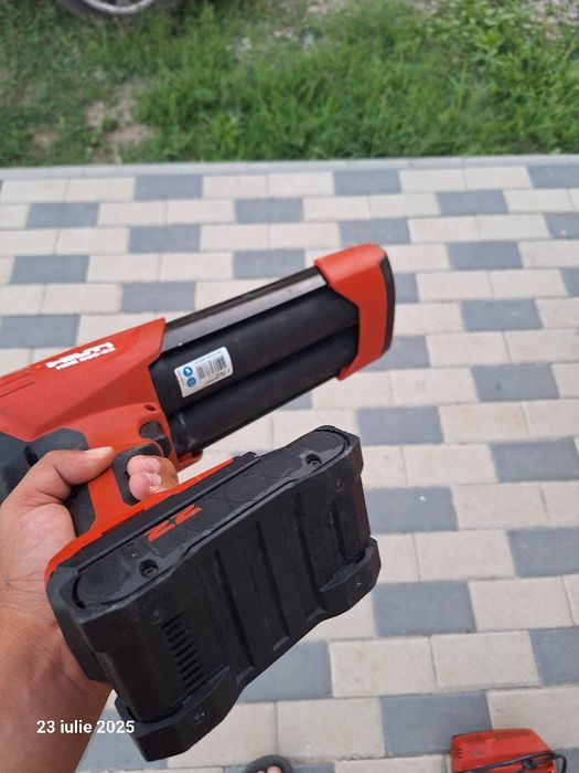 Vând pistol hilti