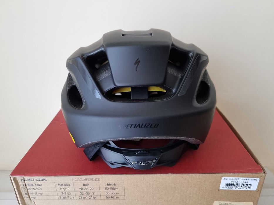 Каска за колело Specialized Align II, размер M/L (56-60 см)