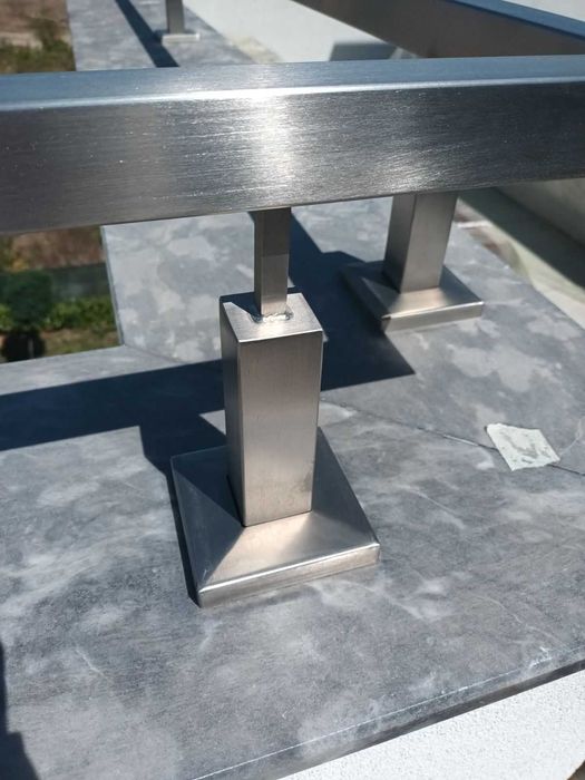 Иноксов парапет 40х40мм