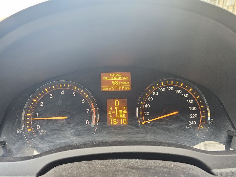 Toyota avensis, 1.8 benzina, automata