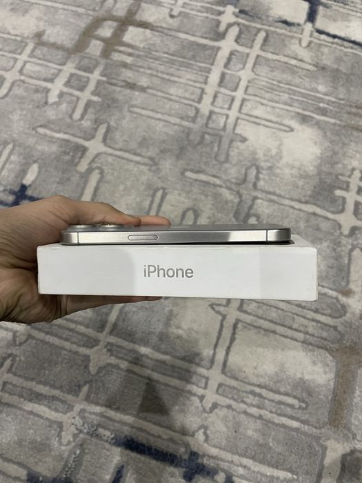 Iphone 15 pro 256 gb srochna sotiladi