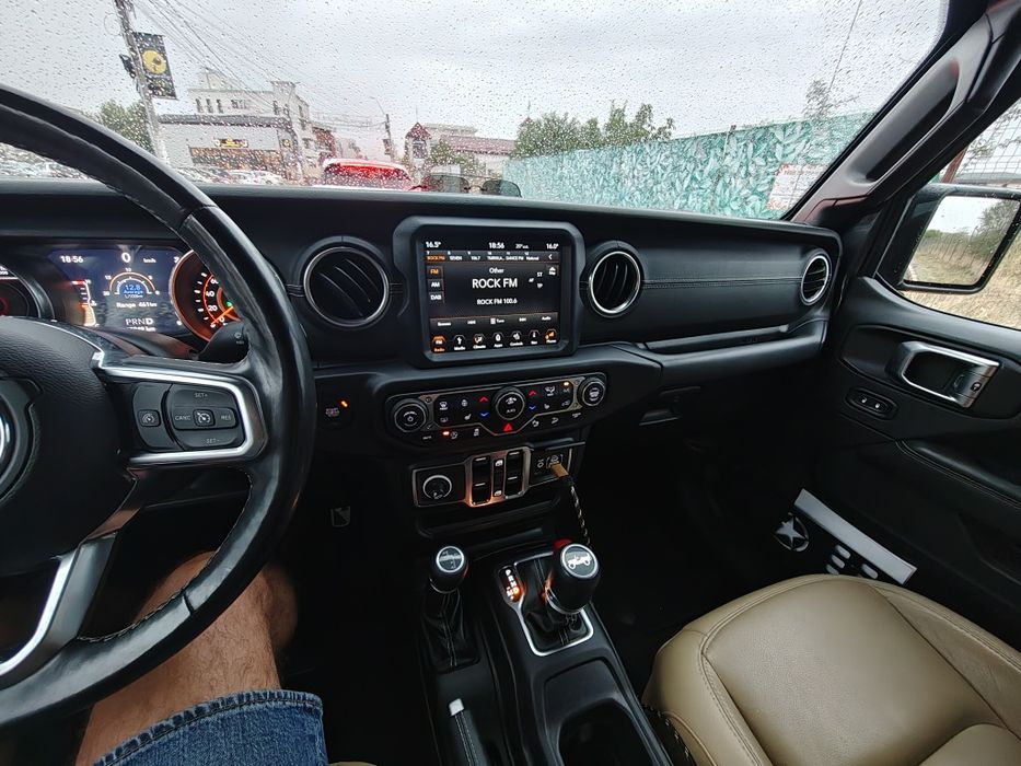 Jeep Wrangler 2019-78000 km