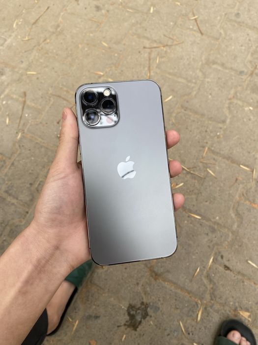 Продам айфон 12 про макс iphone 12 pro max