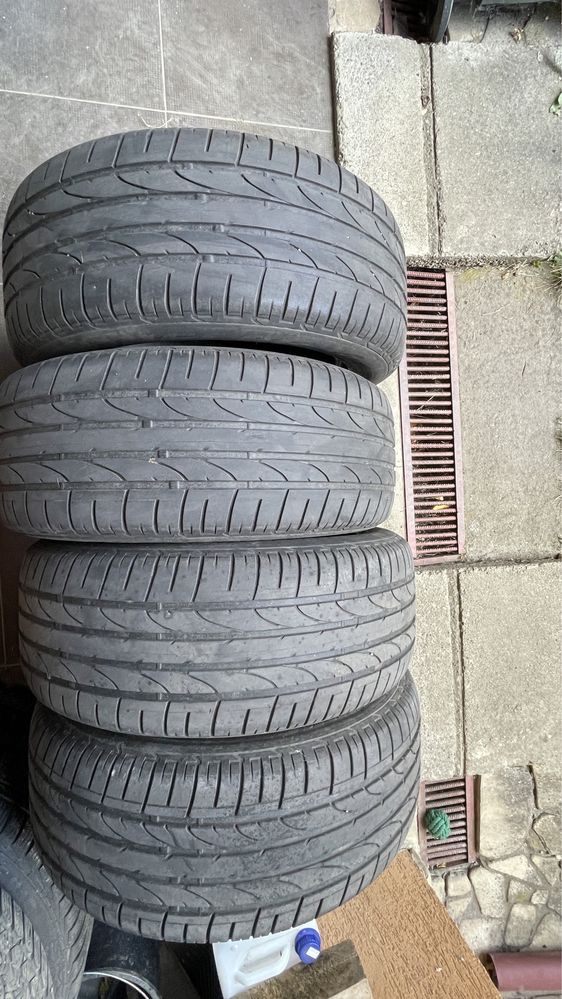 Anvelope Vara Bridgestone Dueler 235/55 R17 99V