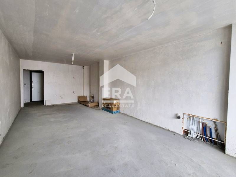 Продава се Тристаен апартамент в Кърджали, Център - 138 кв.м за 1029 €/кв.м - Снимка #1