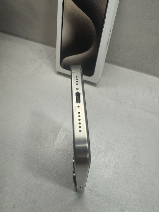 Като Нов! iPhone 15 Pro Max 256GB Natural Titanium - Гаранция