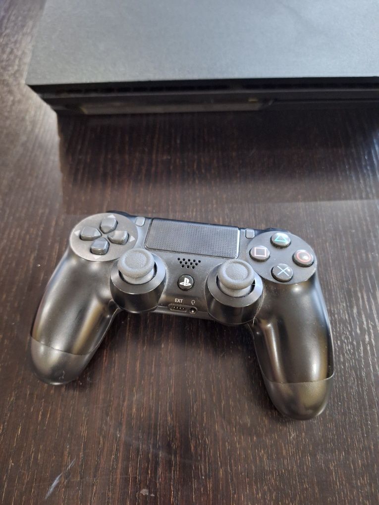 Конзола Sony Playstation 4 pro (PS4), 1000 GB, Черен