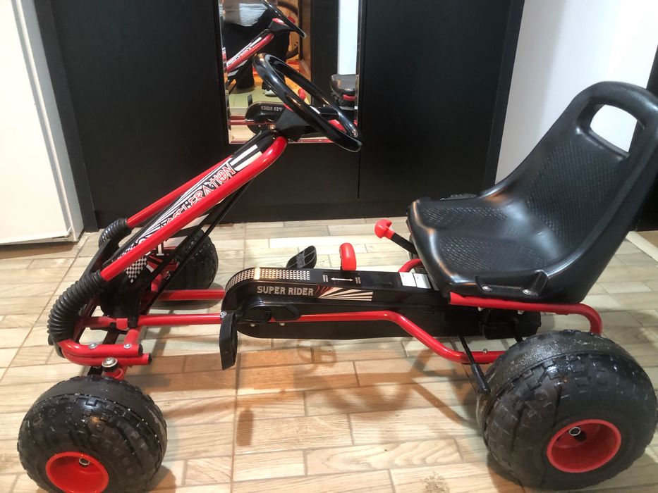 Vând Kart cu pedale Racer Air Kidscare