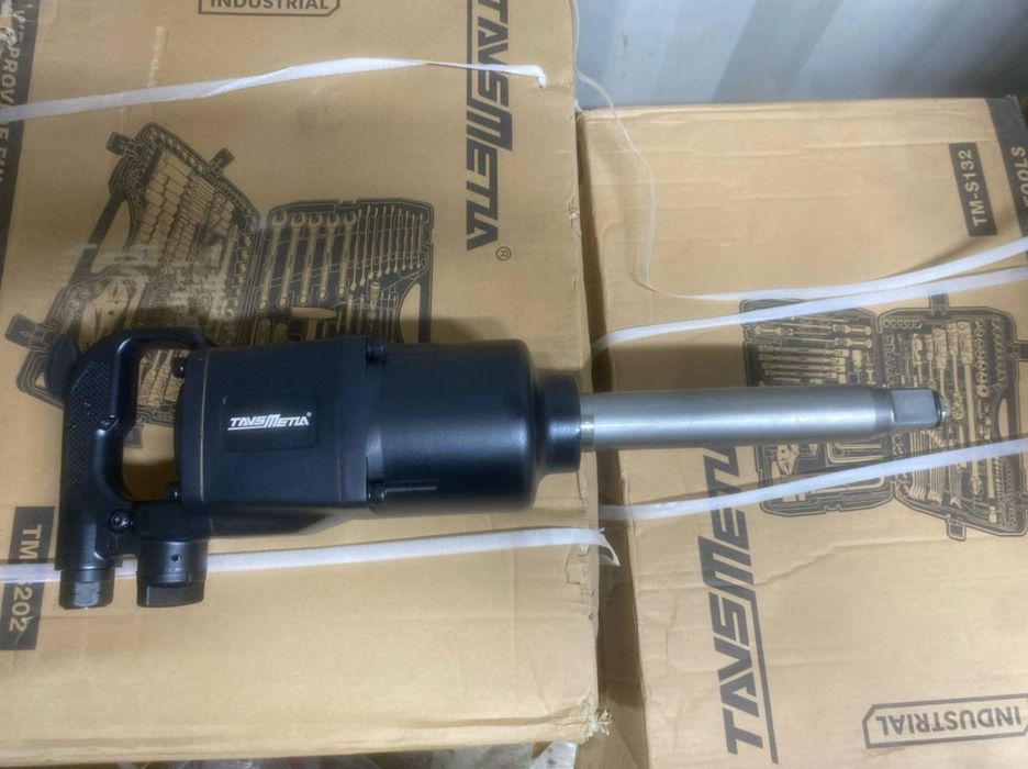 Гайковерт пневматический 1д