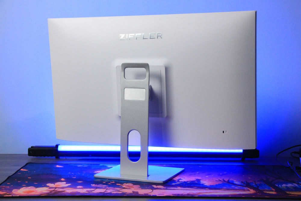 Ziffler monitor 27 lik ekranli arzon narxda sotiladi