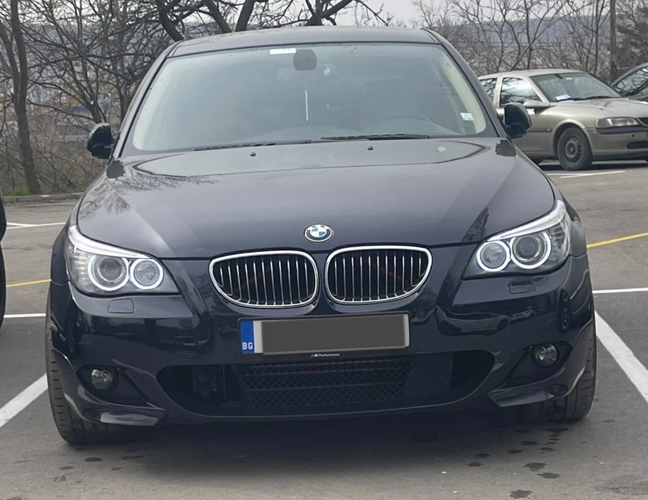 E60 ОРИГИНАЛНА M-tech предна броня