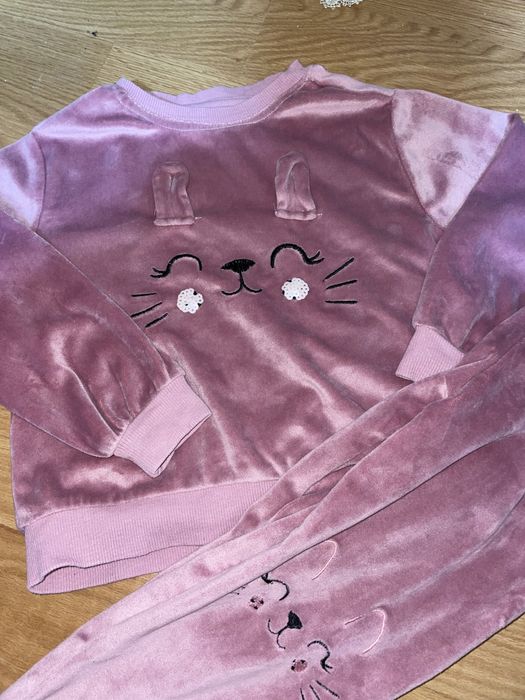 Compleu catifea mărimea 116