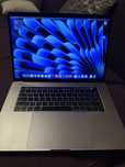 Laptop Apple Mcbook pro 15inch touchbar