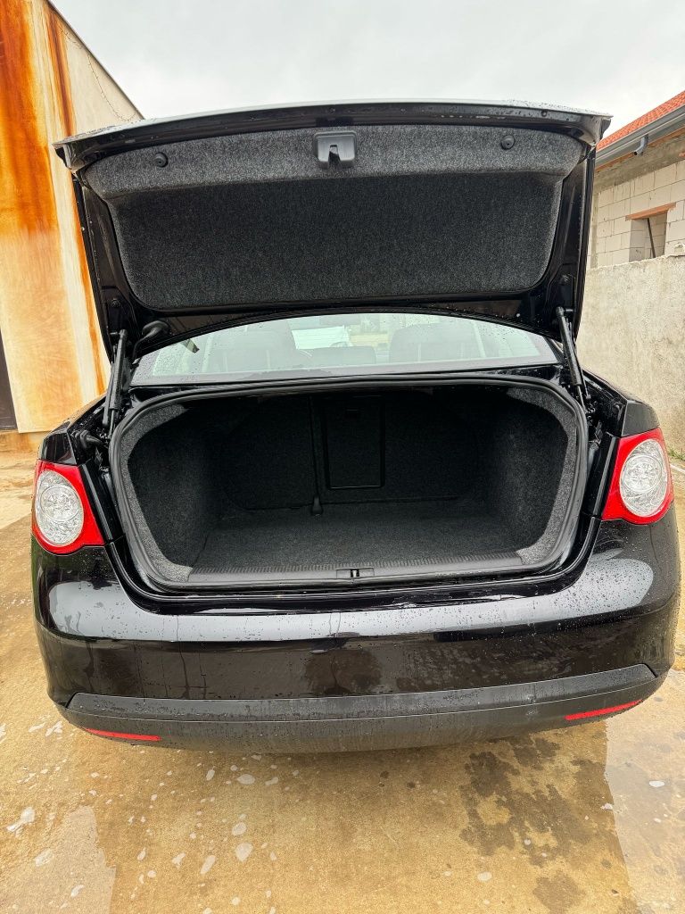 Volkswagen Jetta 1.6