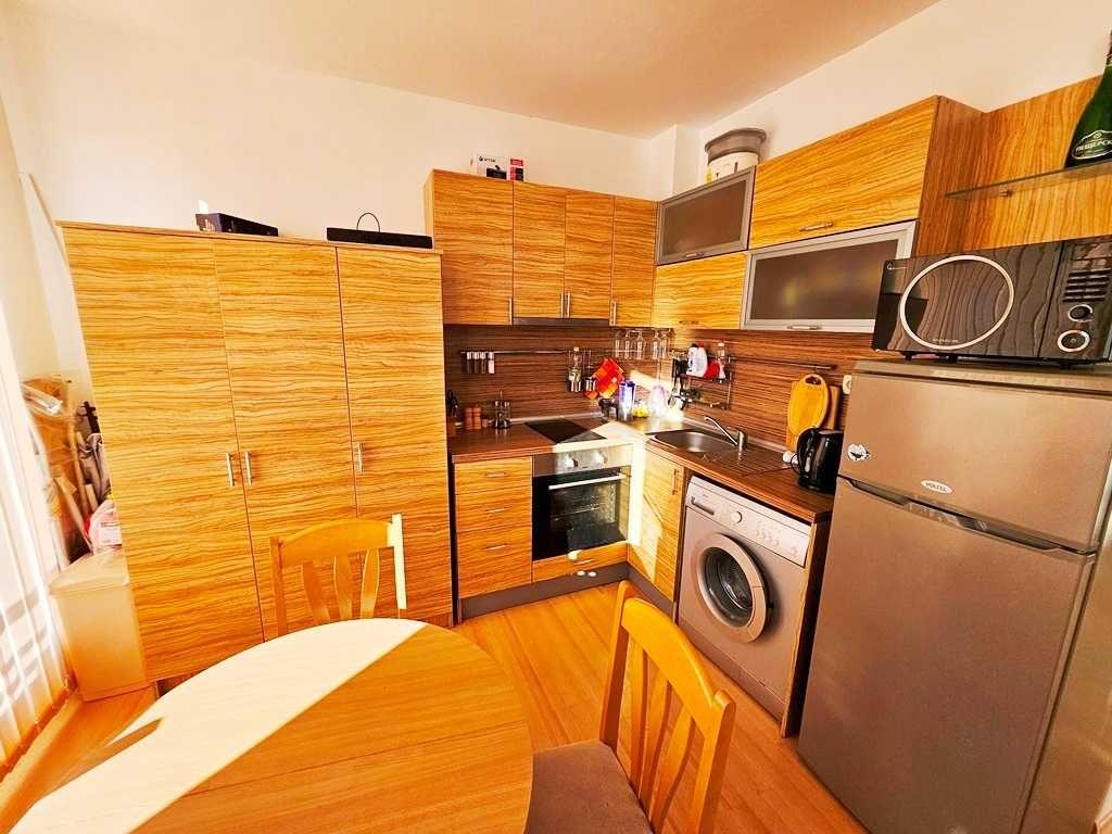 Продава се Двустаен апартамент в к.к. Слънчев бряг - 49 кв.м за 888 €/кв.м - Снимка #5