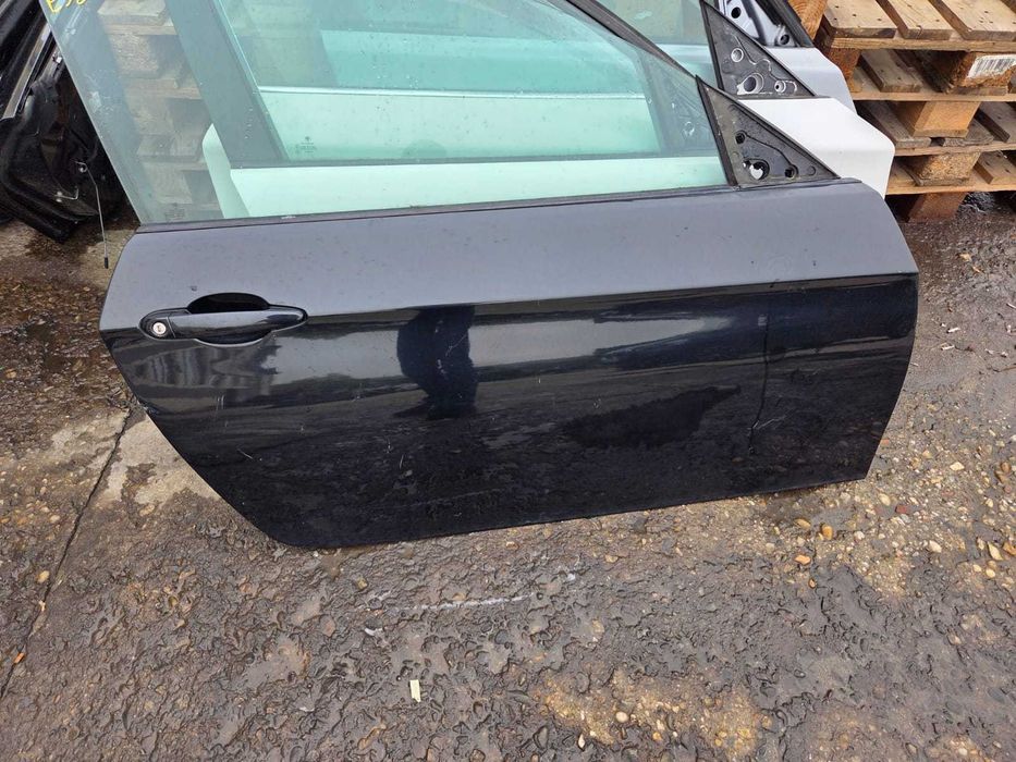 Usa dreapta BMW seria 3 coupe cabrio E92 E93 pe negru