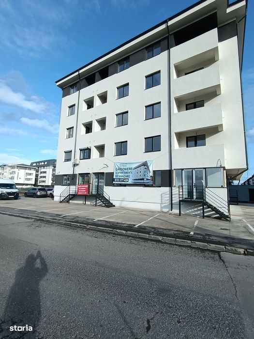 Spatii comerciale stradale, str Ilie Petre,Militari, Metro, Auchan