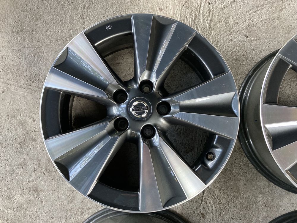 Оригинални джанти Nissan / Нисан 17" 5х114.3