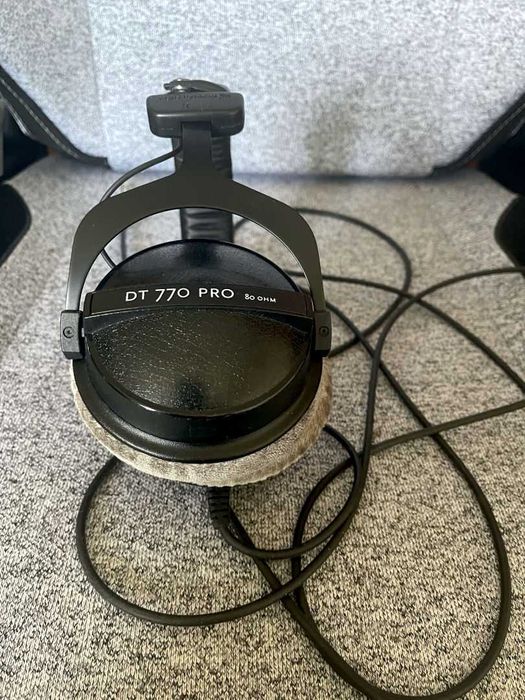 Casca audio Beyerdynamic DT-770 PRO - 80 Ohm aproape noua