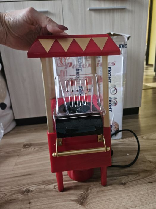 Нова ретро машина за пуканки