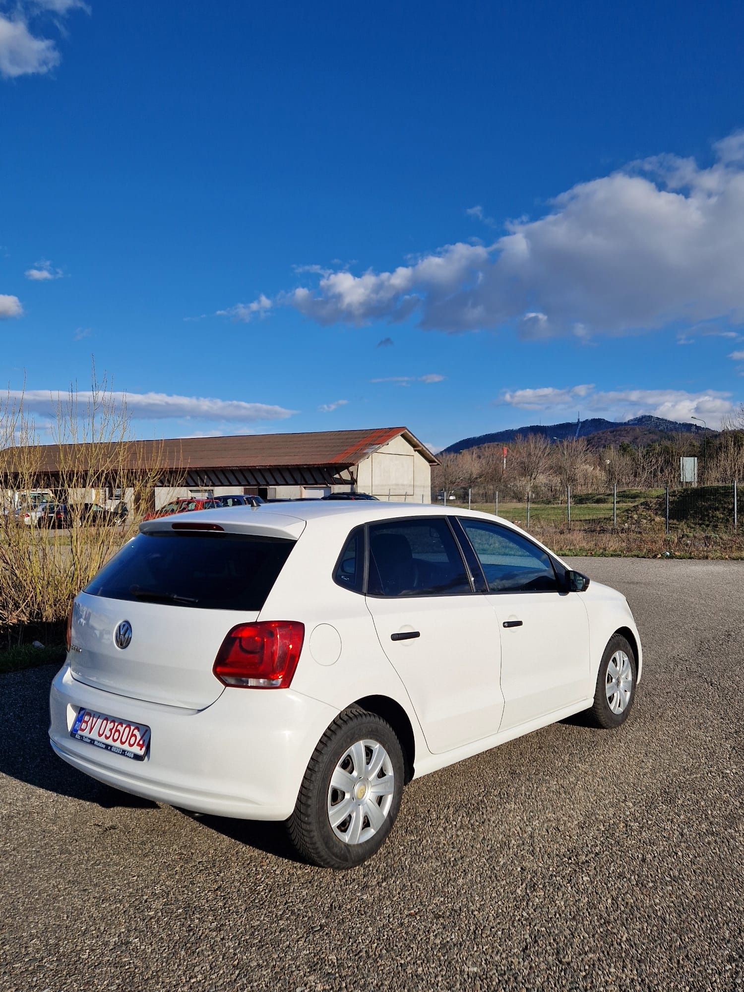 VW Polo ,Benzina Clasic MPI,130 mii km 100% Reali, Navigație mare,Impo