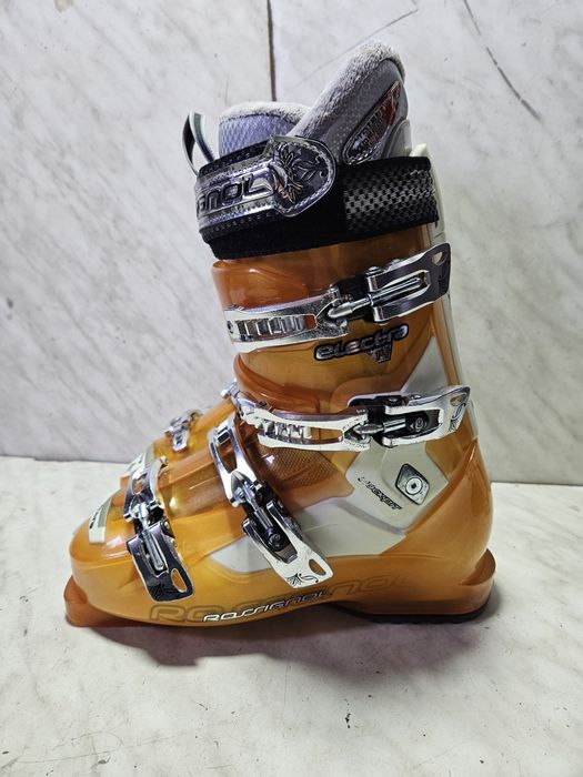 Clapari ski schi  Rossignol  mondo 25,5 corespunde mărimii 39-40