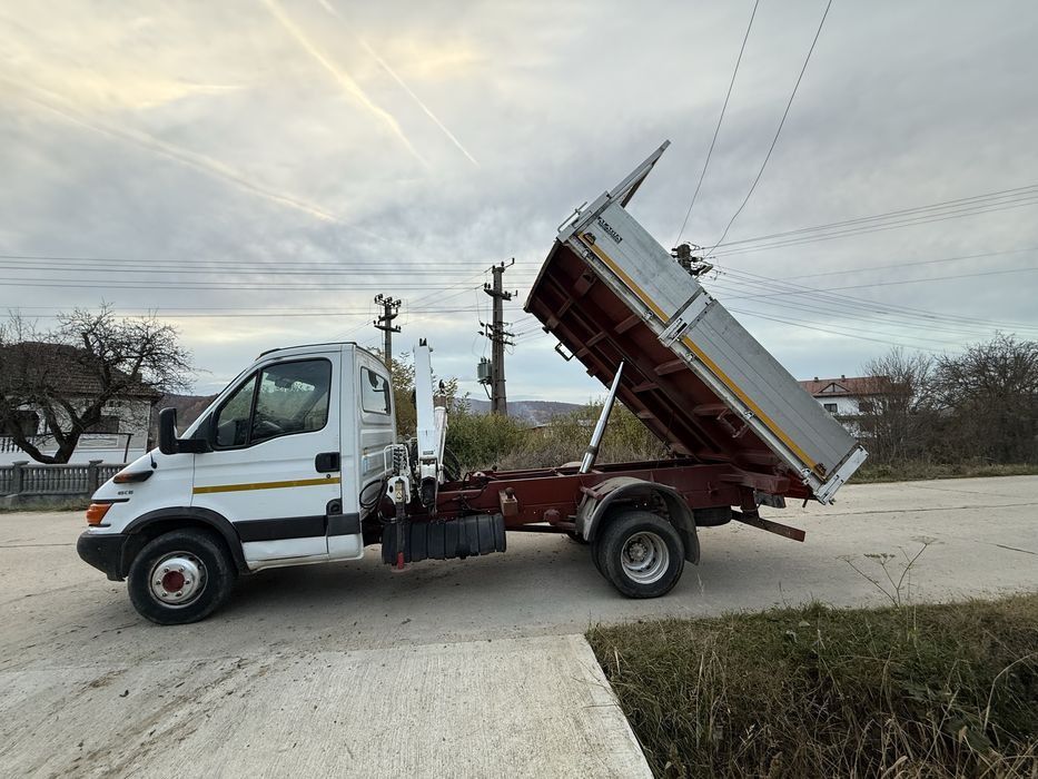 Iveco Daily Basculabil cu Macara