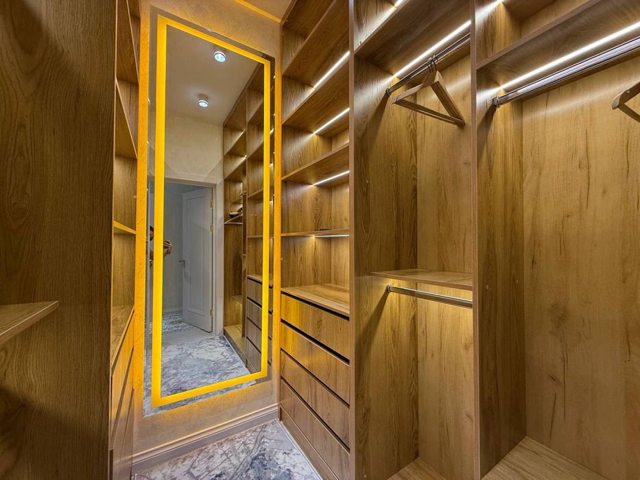 Продам ЖК Баракко ор. Гидрометцентр