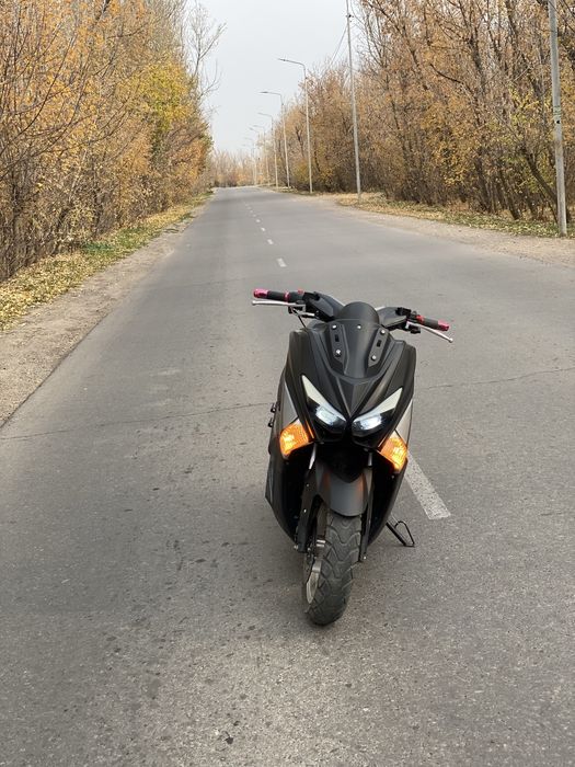 Мопед N-MAX 180cc