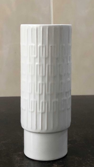 Vaza alba din portelan , PMR Jaeger &Co, Bavaria Germany, anii `60.