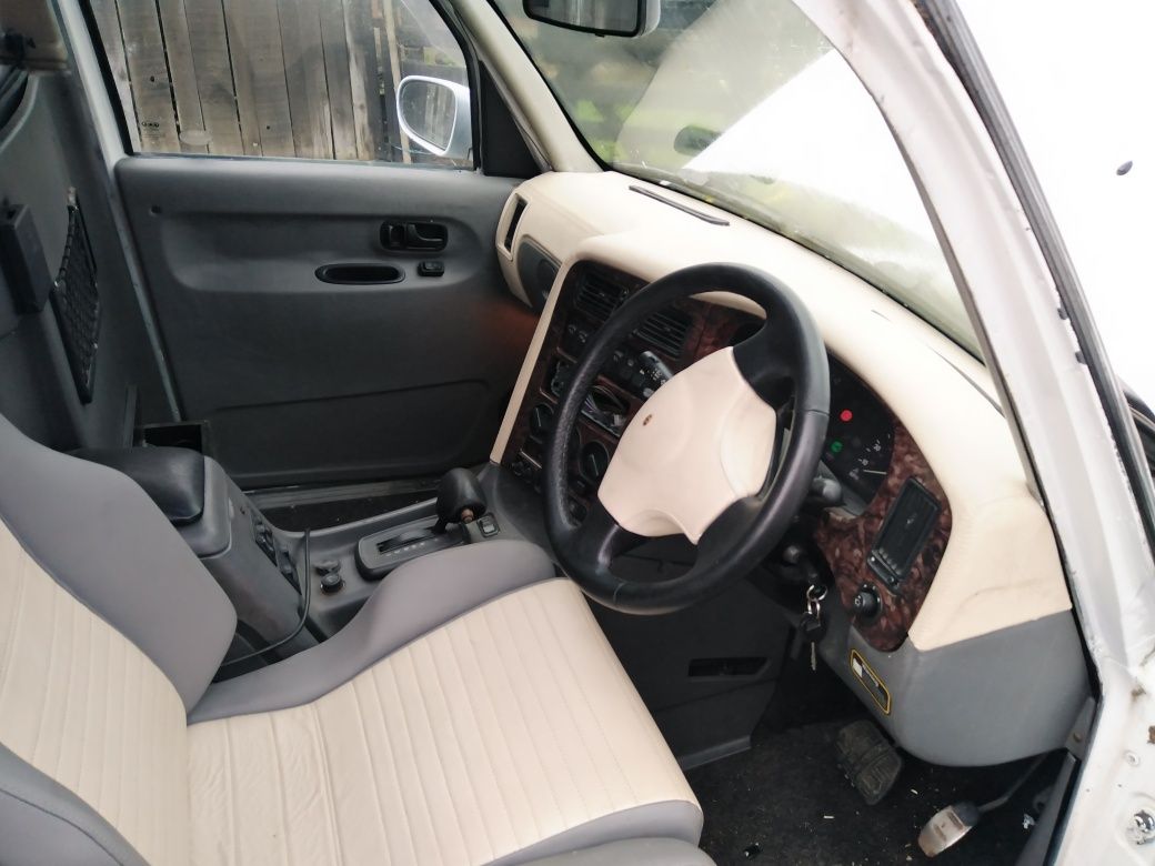Doua taxi londoneze