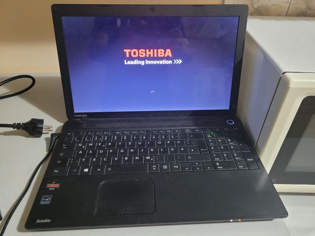 Laptop Toshiba în stare buna