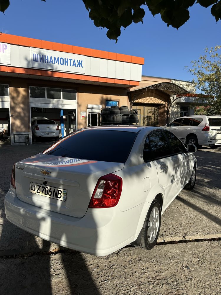 Lacetti gentra 39800 km yurgan