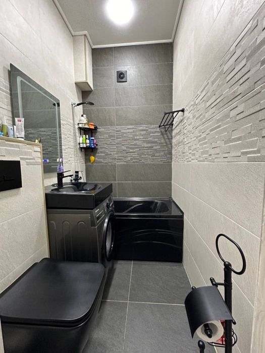 Продается 5/0-1/4 новостройка