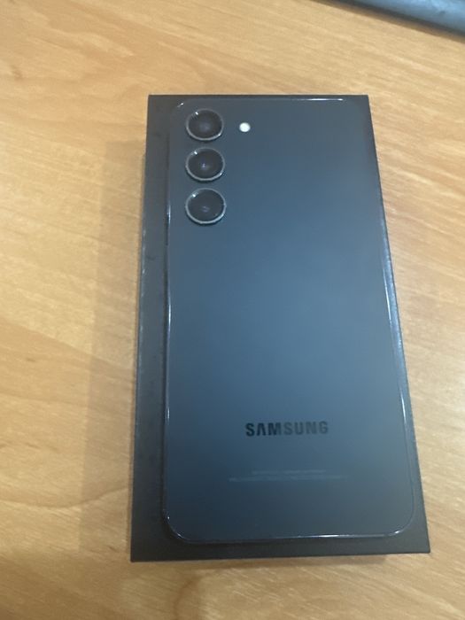 Продам Samsung s23 128 gb. 150000 тг