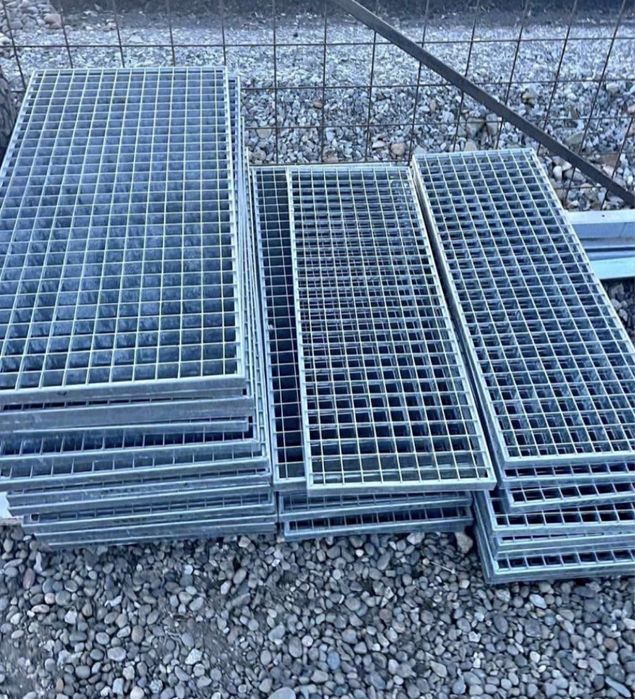 Trepte zincate galvanizate