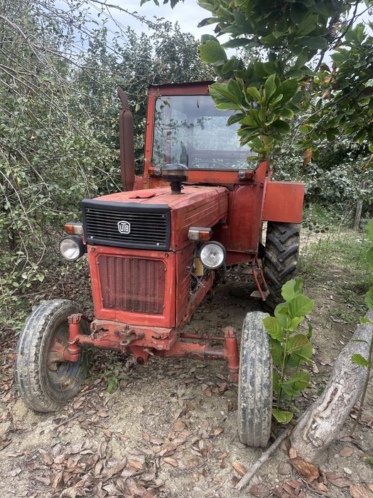 Vand doua tractoare U650