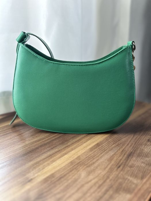 Продается сумочка стильная