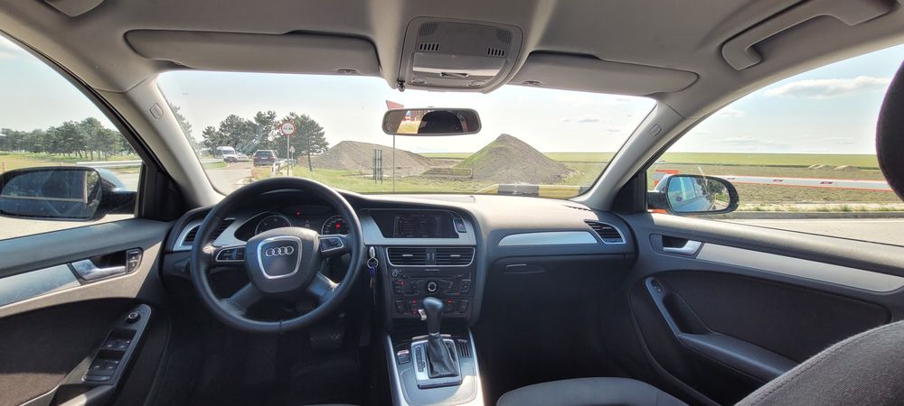 Audi A4 B8 2010 automat