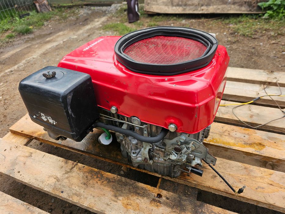 HONDA/Двигател з Тракторна Косачка 13.Коня