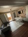 Inchiriez apartament cu 3 camere