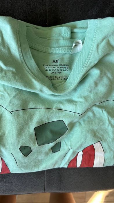 Давам дрехите безплатно.