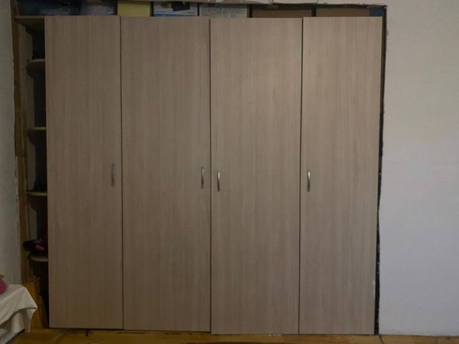 Продам шкаф срочно