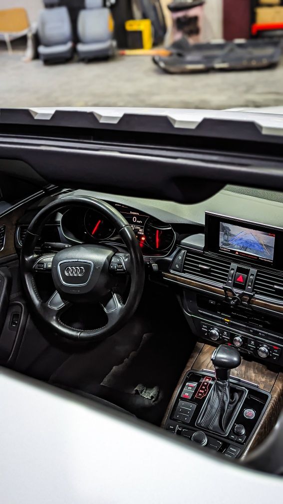 Audi A6 | 2014 г. | Заводской окрас